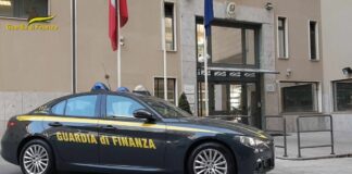 Automobile della Guardia di Finanza